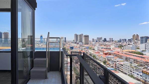 Luxcity Hotel & Apartment /Similar