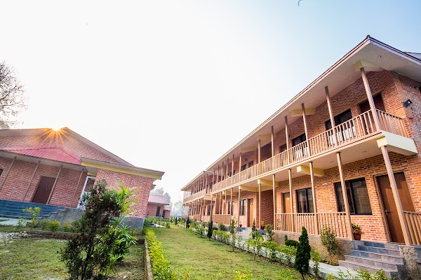 Badreni jungle Resort / Similar